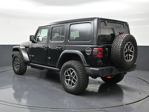 Used 2026 Jeep Wrangler Unlimited Rubicon image 3
