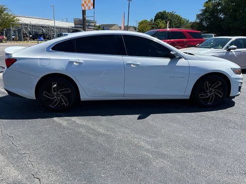 Used 2021 Chevrolet Malibu LS FWD image 13