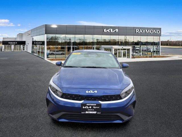 Used 2024 Kia Forte LXS w/ LXS Technology Package FWD image 8