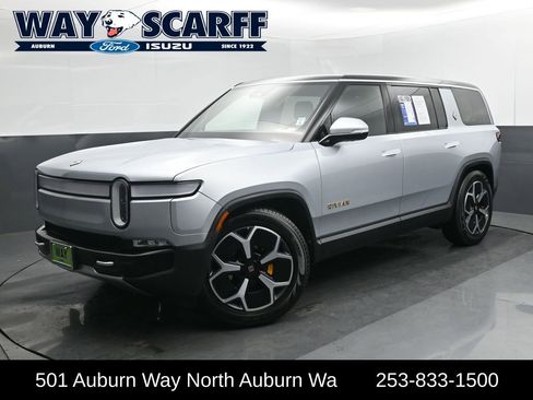 Used 2023 Rivian R1S Adventure image 1