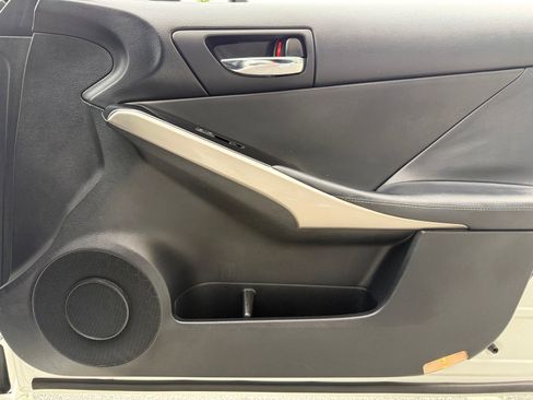 Used 2016 Lexus IS 200t RWD image 46