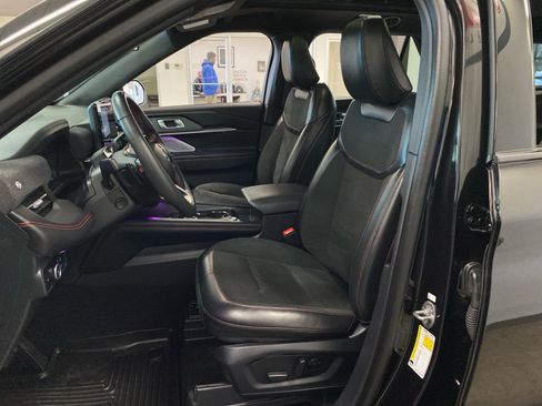 Certified 2025 Ford Explorer ST image 16