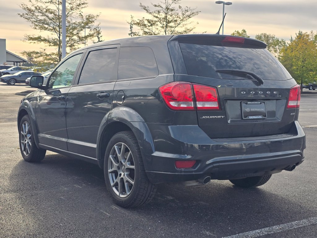Used 2017 Dodge Journey GT w/ Driver Convenience Group FWD image 5