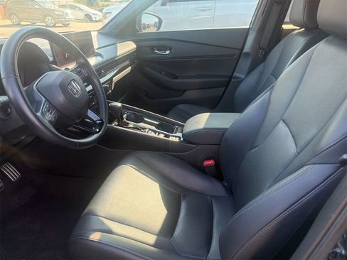 Used 2025 Honda Accord Sport image 13