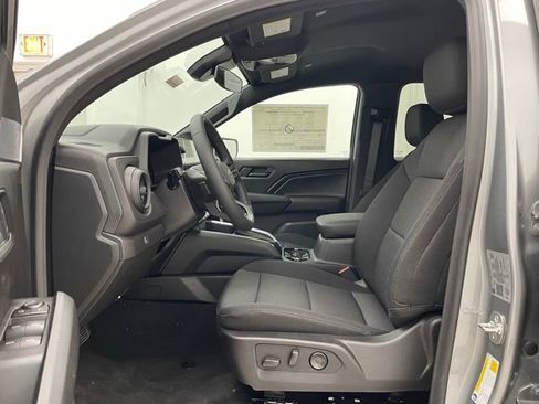 New 2026 Chevrolet Colorado W/T w/ WT Convenience Package II AWD/4WD image 9
