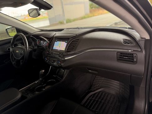 Used 2019 Chevrolet Impala Premier FWD image 46