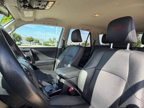 Used 2023 Toyota 4Runner TRD Off-Road Premium AWD/4WD image 20