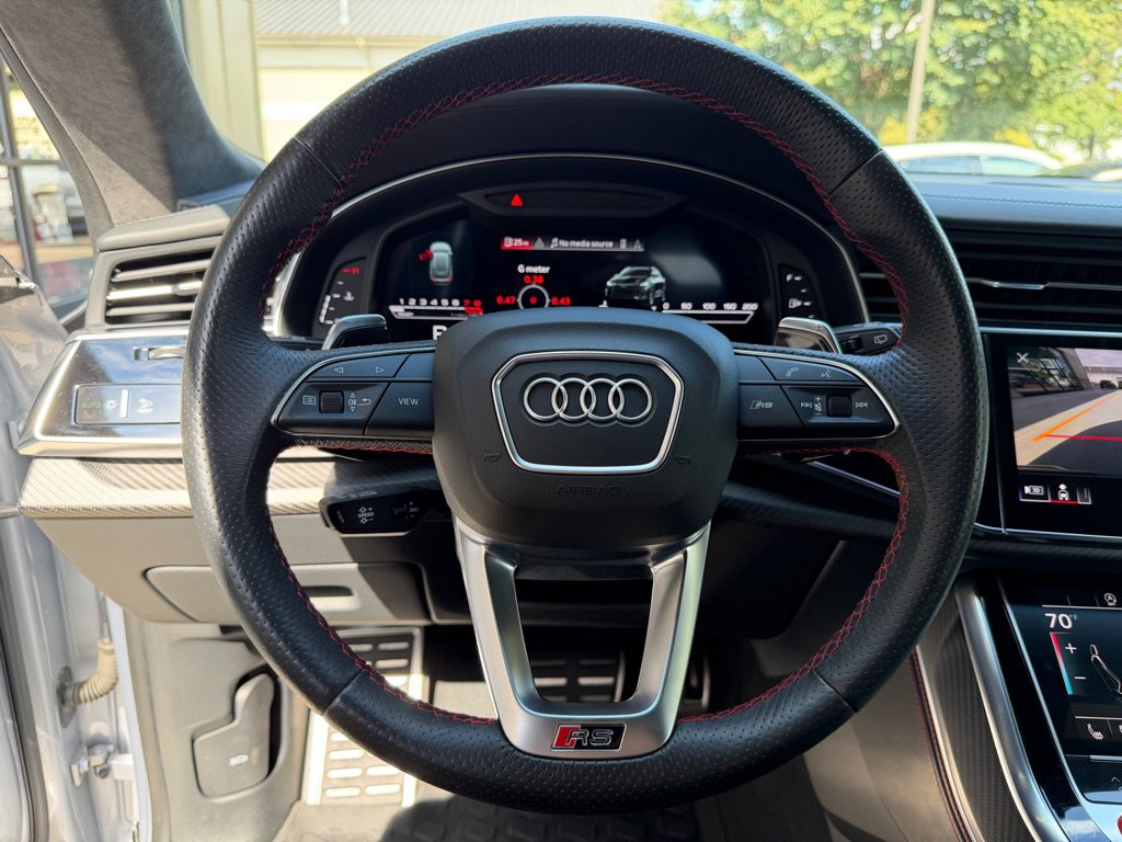 Used 2022 Audi RS Q8 AWD/4WD image 31