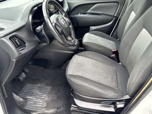 Used 2018 RAM ProMaster City Tradesman SLT FWD image 17