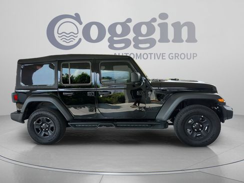 Used 2026 Jeep Wrangler Unlimited Sport AWD/4WD image 6