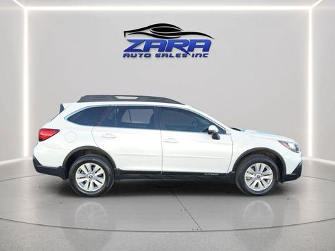 Used 2019 Subaru Outback 2.5i Premium AWD/4WD image 8