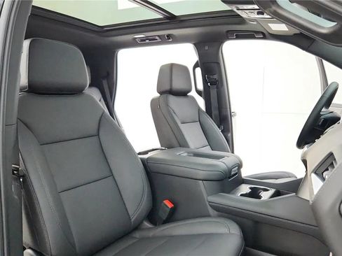 Used 2023 Chevrolet Tahoe LT w/ LT Signature Package AWD/4WD image 60