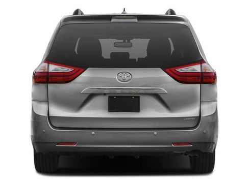 Used 2017 Toyota Sienna Limited Premium AWD/4WD image 5