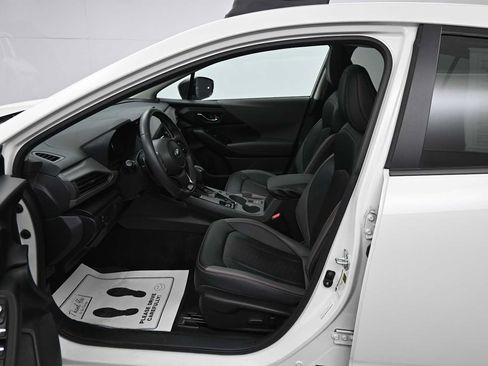 Used 2024 Subaru Crosstrek 2.5i Limited AWD/4WD image 9
