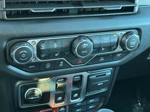New 2026 Jeep Wrangler Sport AWD/4WD image 20