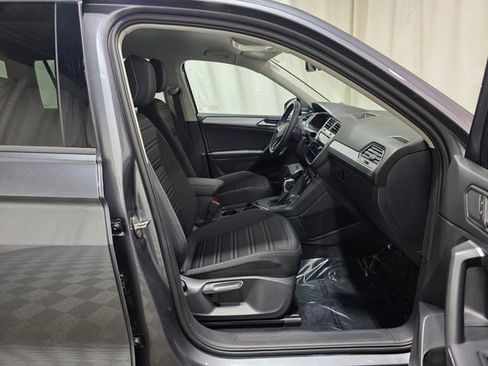 Certified 2024 Volkswagen Tiguan S image 36