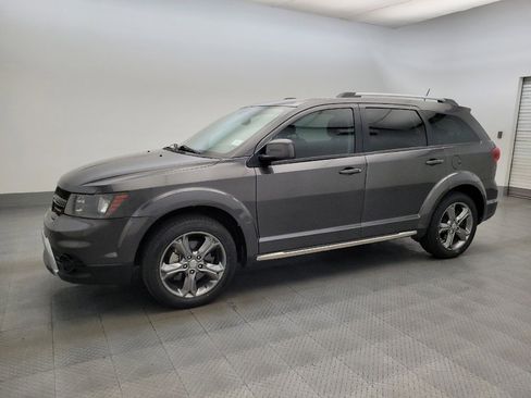 Used 2016 Dodge Journey Crossroad FWD image 2