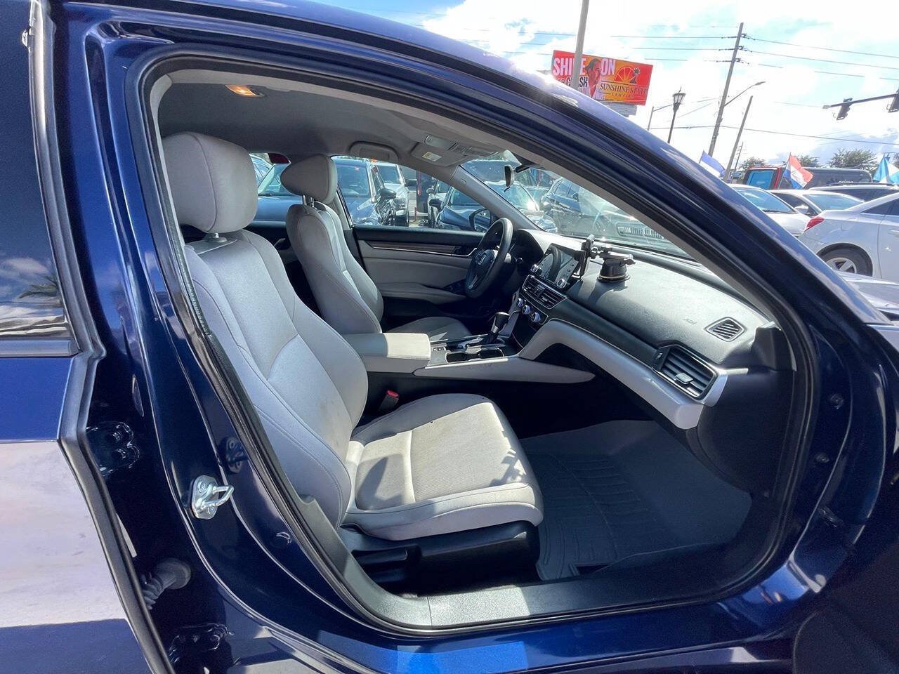 Used 2020 Honda Accord LX image 17