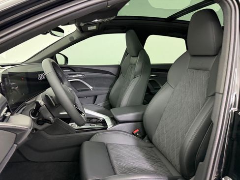 New 2025 Audi SQ5 Premium Plus image 5