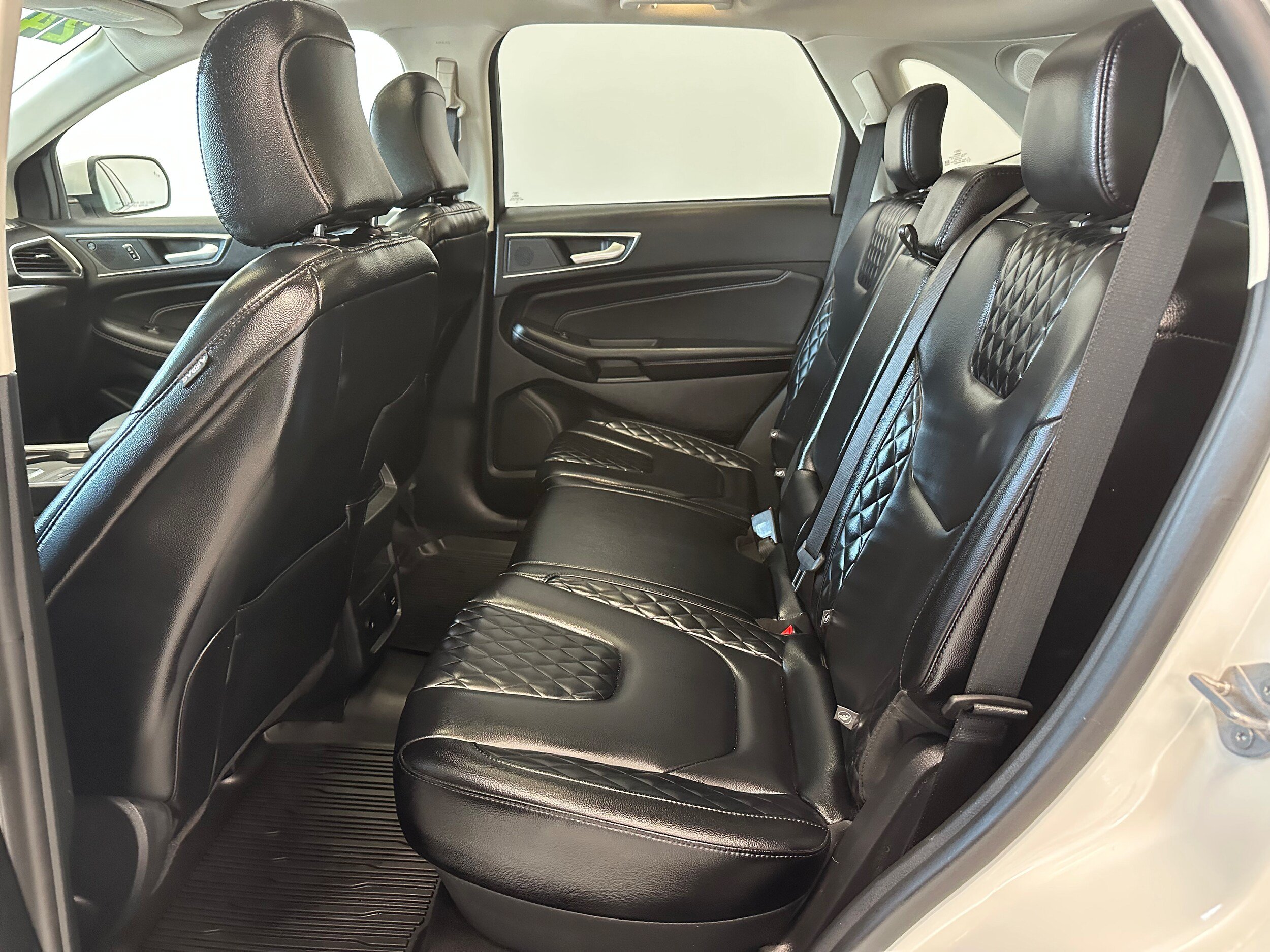 Used 2024 Ford Edge Titanium AWD/4WD image 12