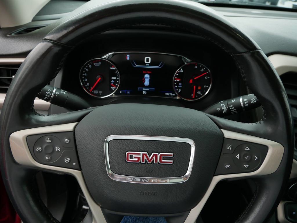 Used 2022 GMC Acadia Denali w/ Denali Ultimate Package AWD/4WD image 27
