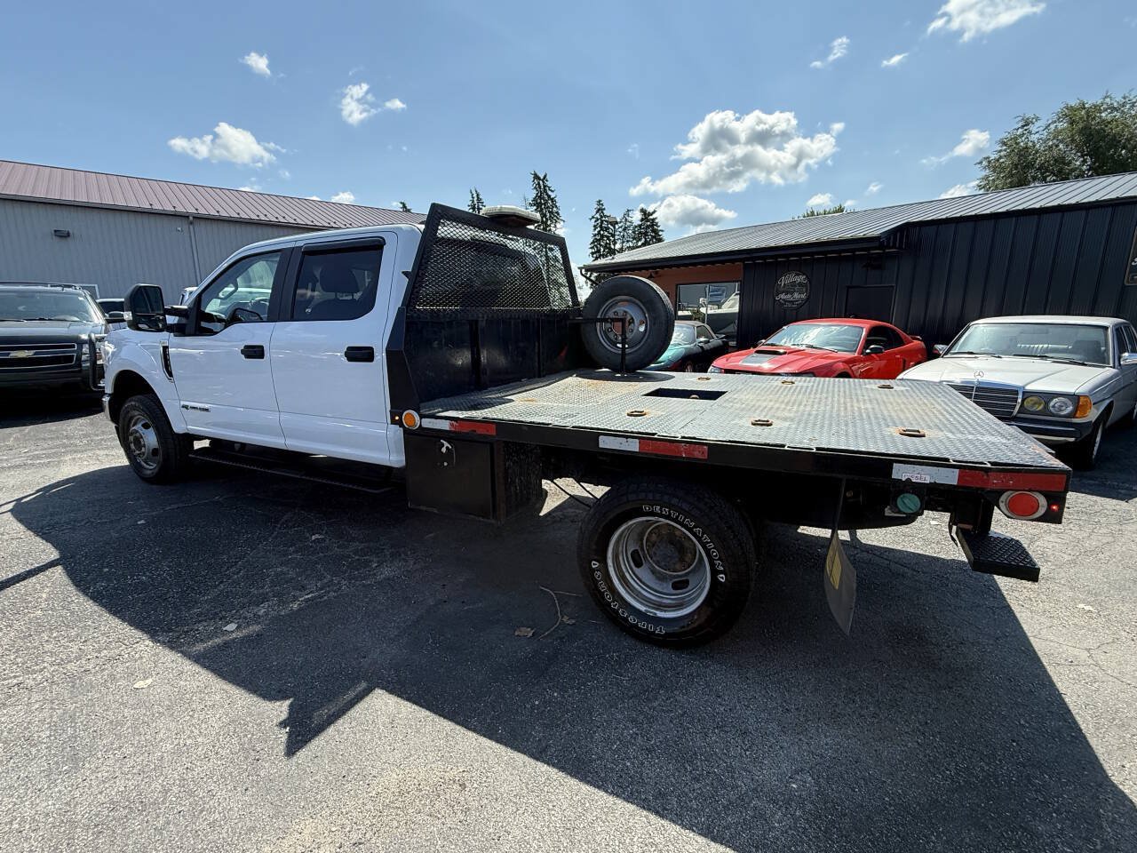 Used 2020 Ford F350 XL w/ Power Equipment Group AWD/4WD image 3