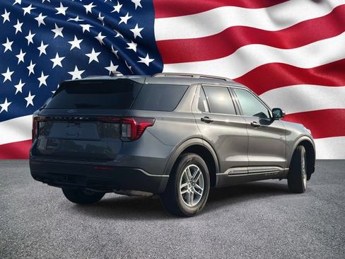 New 2026 Ford Explorer Active RWD image 7