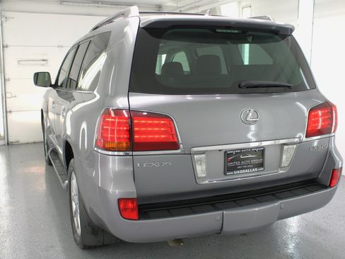 Used 2009 Lexus LX 570 4WD image 7