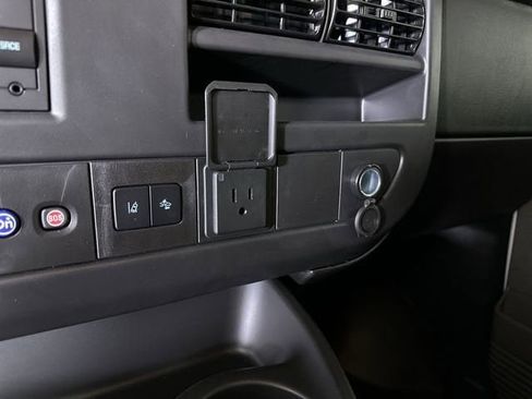 New 2025 GMC Savana 3500 w/ Driver Convenience Package RWD image 33