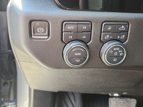 Certified 2024 Chevrolet Silverado 1500 LTZ image 13