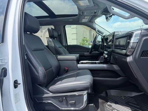 Used 2024 Ford F250 Lariat w/ Lariat Ultimate Package AWD/4WD image 17