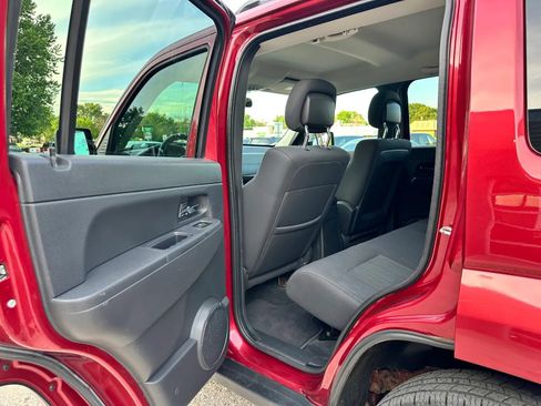 Used 2012 Jeep Liberty Sport w/ Popular Equipment Group AWD/4WD image 16