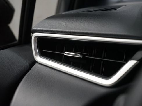 New 2026 Toyota Corolla SE image 25