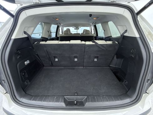 Used 2022 Subaru Ascent Premium w/ Convenience Package image 44