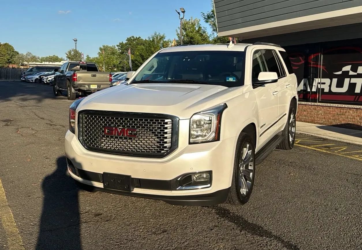 Used 2016 GMC Yukon Denali w/ Open Road Package AWD/4WD image 1