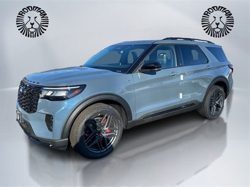 New 2026 Ford Explorer ST-Line w/ ST-Line Street Pack image 1