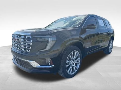 New 2026 GMC Acadia Denali w/ Super Cruise Package image 5