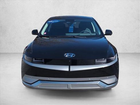 Certified 2024 Hyundai Ioniq 5 Limited image 2