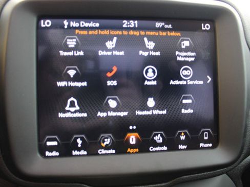 Used 2019 Jeep Renegade Limited w/ UConnect 8.4 Nav Group image 17