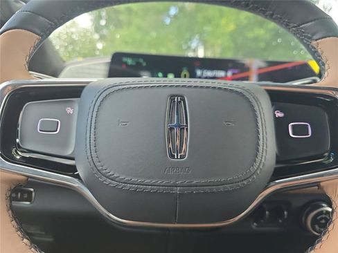 New 2026 Lincoln Navigator Black Label AWD/4WD image 28