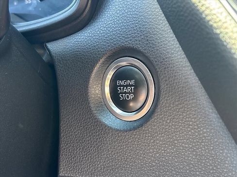 Used 2026 Toyota Corolla SE FWD image 34
