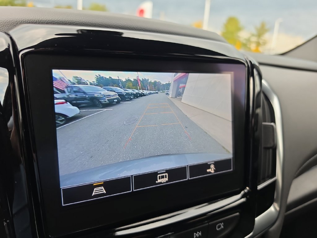 Used 2023 Chevrolet Traverse LT AWD/4WD image 18