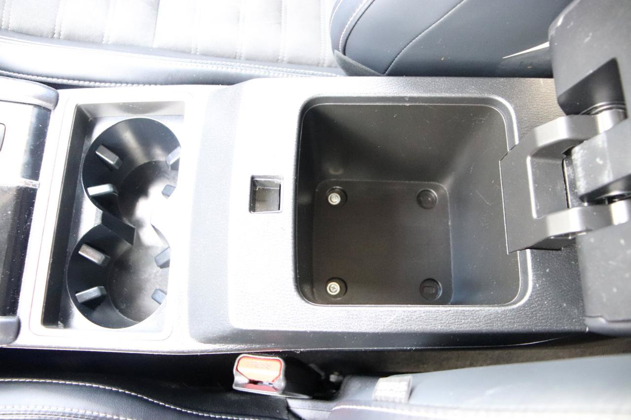 Used 2024 Mitsubishi Outlander AWD image 47