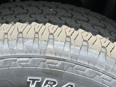 Used 2026 RAM 2500 Big Horn AWD/4WD image 15