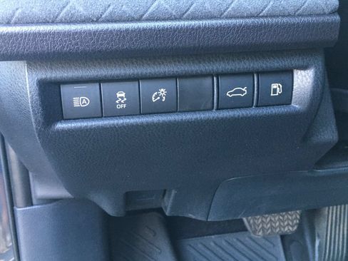 Used 2025 Toyota Camry XLE w/ Premium Package AWD/4WD image 18