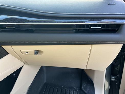 Used 2023 Cadillac Escalade Premium Luxury w/ LPO, Radiant Package AWD/4WD image 31
