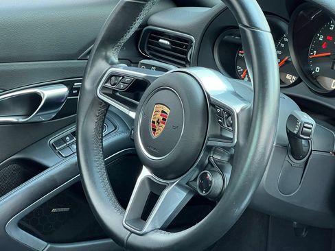 Used 2017 Porsche 911 Carrera RWD image 20