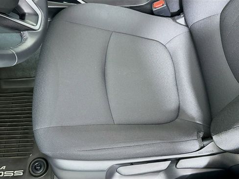 Certified 2024 Toyota Corolla Cross LE image 19