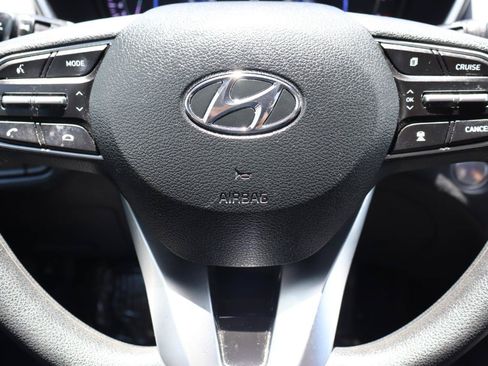 Used 2019 Hyundai Santa Fe SEL FWD image 19