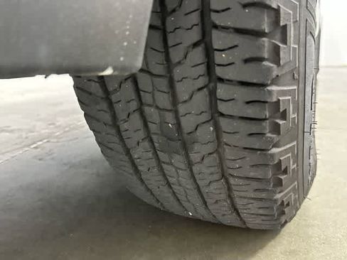 Used 2018 GMC Savana 2500 RWD image 25
